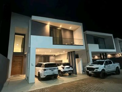 Vende-se T4 na Costa do sol (Aqua Parque)