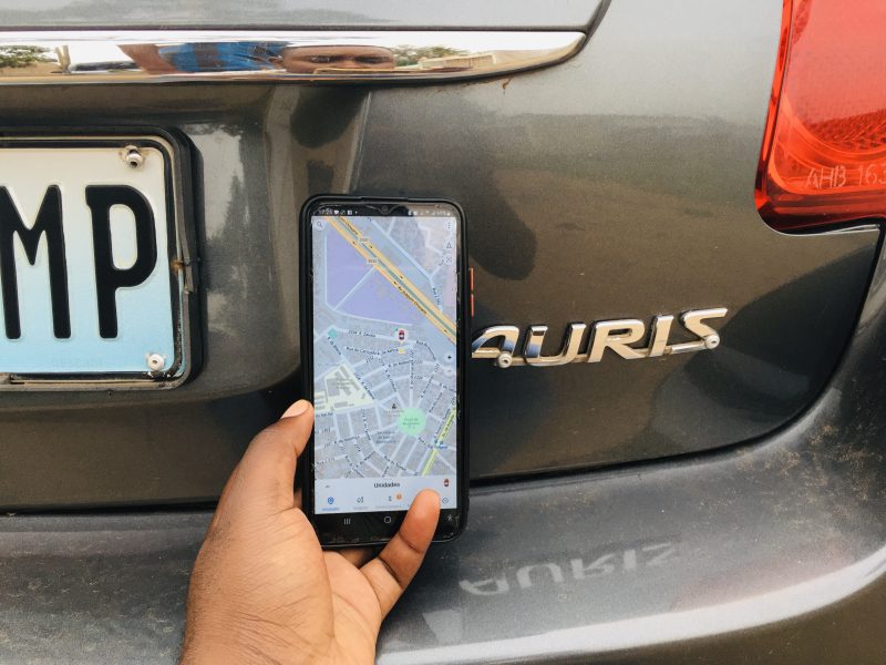 Rastreamento de Carros em Tempo Real