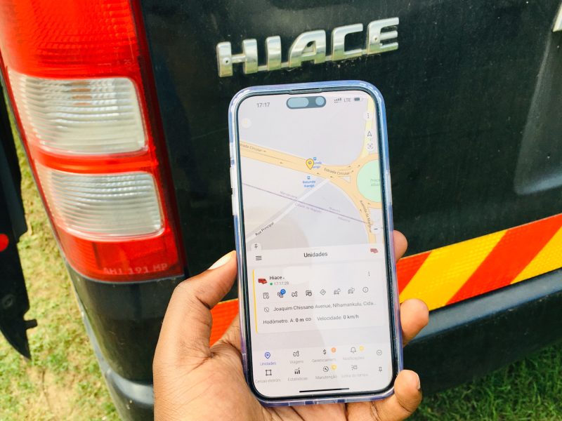 Rastreamento de Carros em Tempo Real