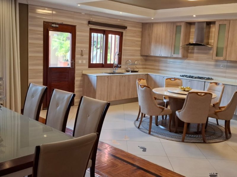 Arrenda-se Geminada T3 mobilada no Triunfo Novo