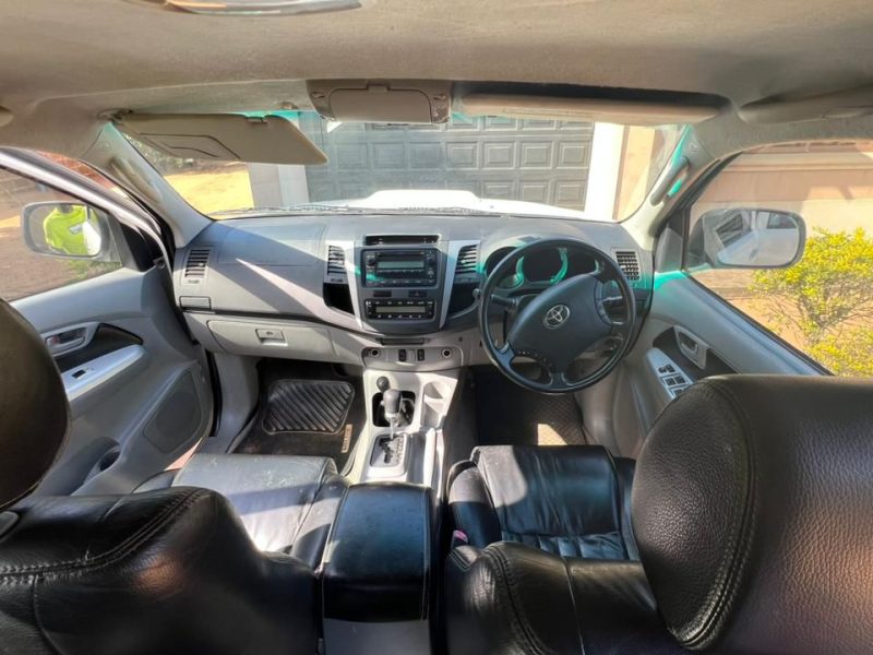 Vende-se Toyota Hilux legend45