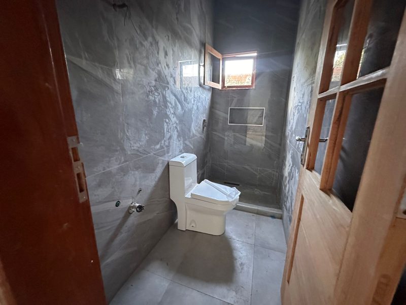 Arrenda-se T2 nas Mahotas (Condomínio)