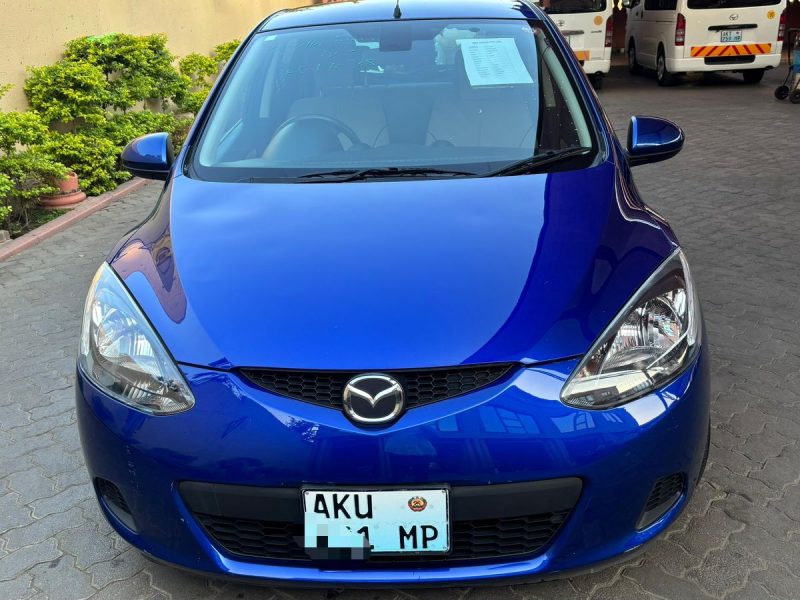 Vende-se Nissan Demio