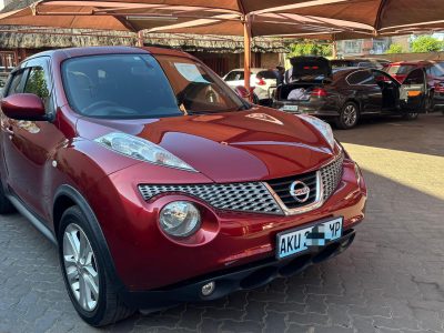 Vende-se Nissan Juke recém importado