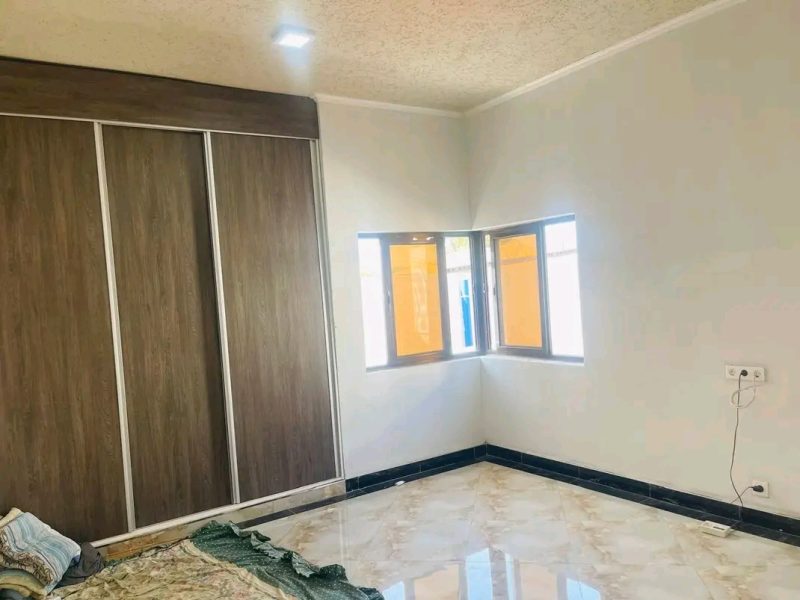 Vende-se tipo3 no bairro de Magoanine CMC proximo a bar dos amigos