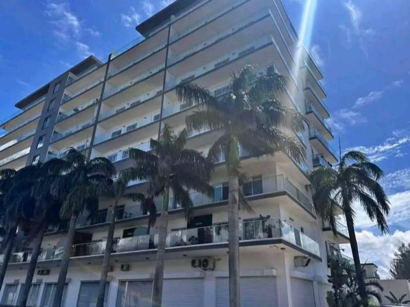 Arrenda-se apartamento tipo3 no condominio for life (costa do sol)