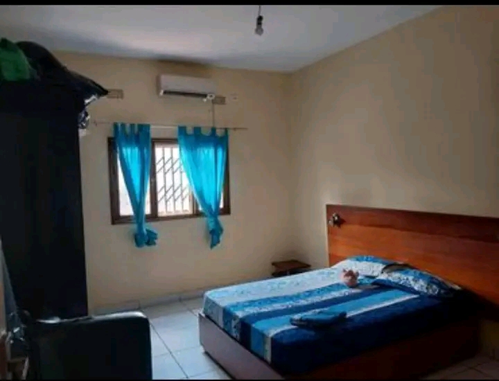 Arrenda se uma casa tipo 3 com mobília na matola