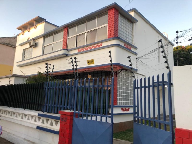Vende-se T3 na Polana (Av. Agostinho Neto)