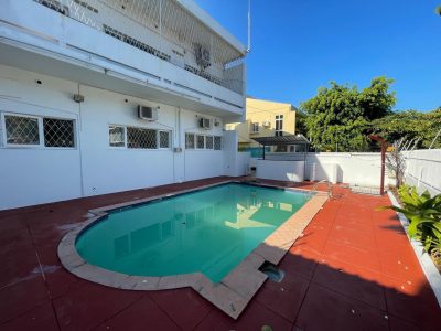 Vende-se T4 na Sommershield Av. Dar es salaam