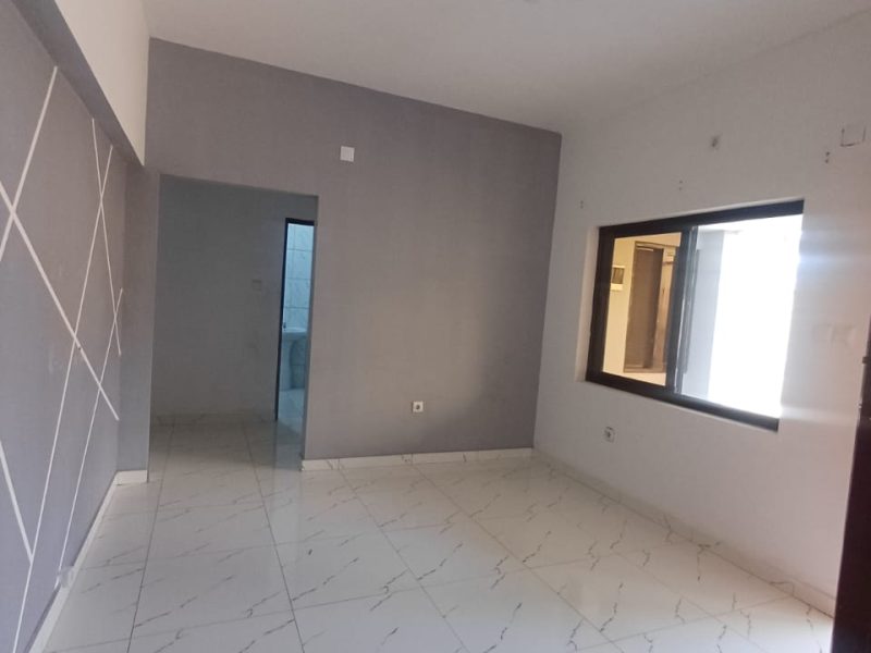 Arrenda se uma casa tipo 1 no bairro de laulane condomínio