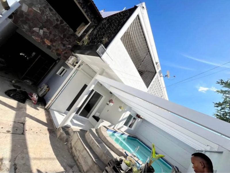 Vende-se T4 no Triunfo Velho