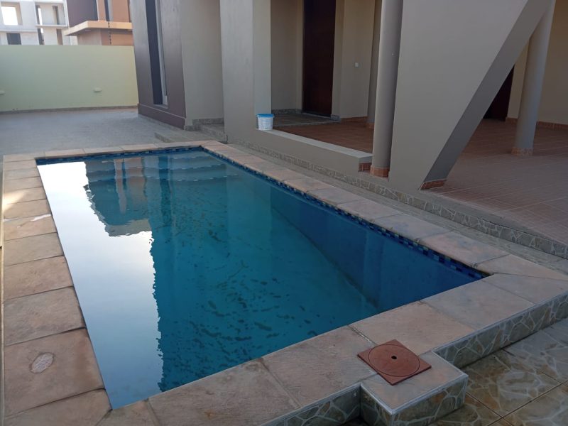 Arrenda-se 2 Geminadas em Mapulene - TIZEMA