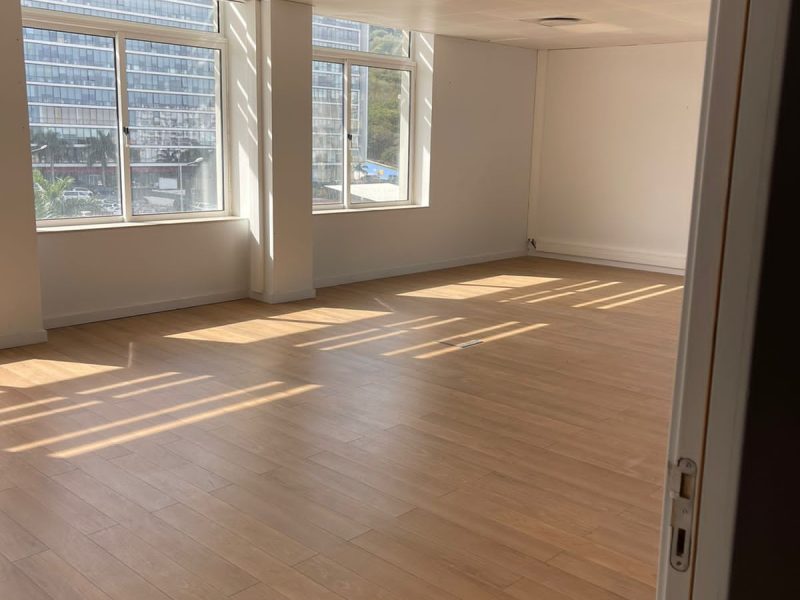 Arrenda-se escritório no Prédio JAT