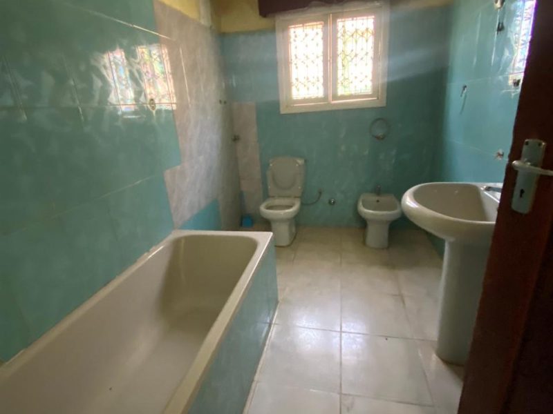 Arrenda se uma casa no das mahotas