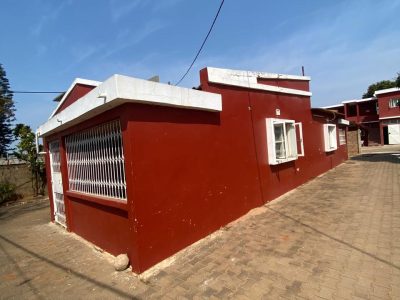 Arrenda se uma casa no das mahotas