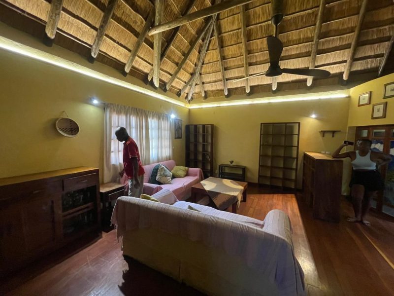 Arrenda-se Moradia T4 mobilado na Costa do Sol