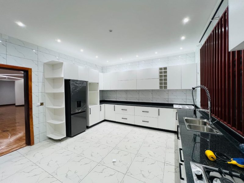 Vende-se T3 em Marracuene - Zintava