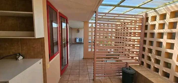 Vende se uma vivenda com vista ao mar no condomínio ccaracol