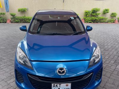 Vende-se Mazda Axela