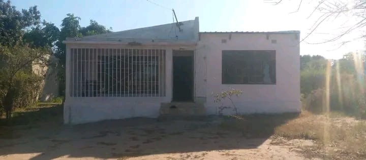 Arrenda-se T2 em Katembe-Chamissava