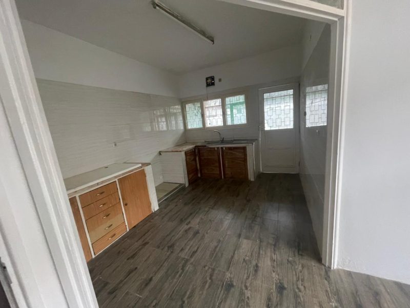 Vende-se T3 na Polana