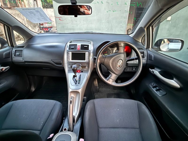Vende-se Toyota Auris