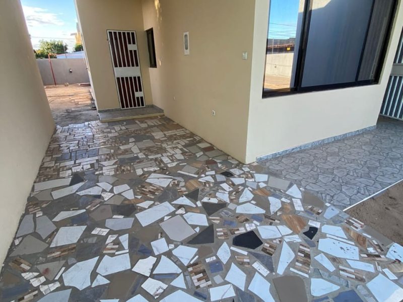 Arrenda se uma casa em magoanine