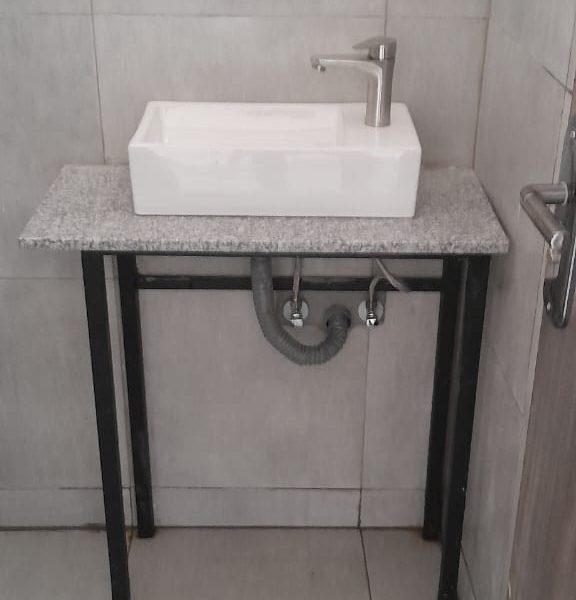 Arrenda se um m apartamento tipo 1 no bairro de laulane