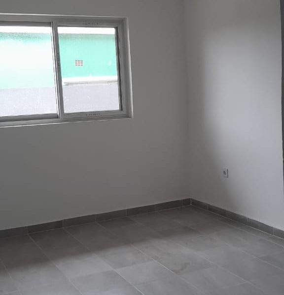 Arrenda se um m apartamento tipo 1 no bairro de laulane