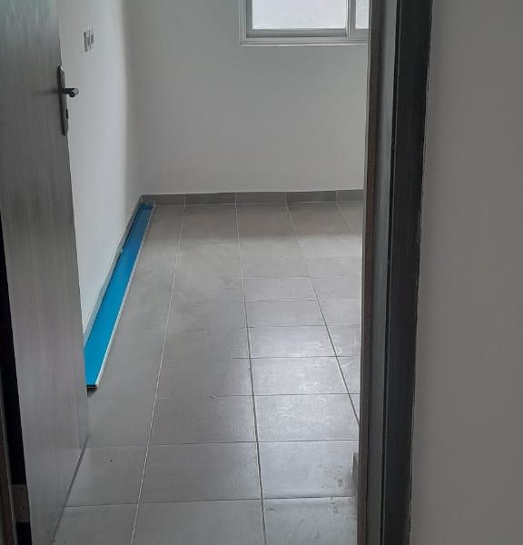 Arrenda se um m apartamento tipo 1 no bairro de laulane