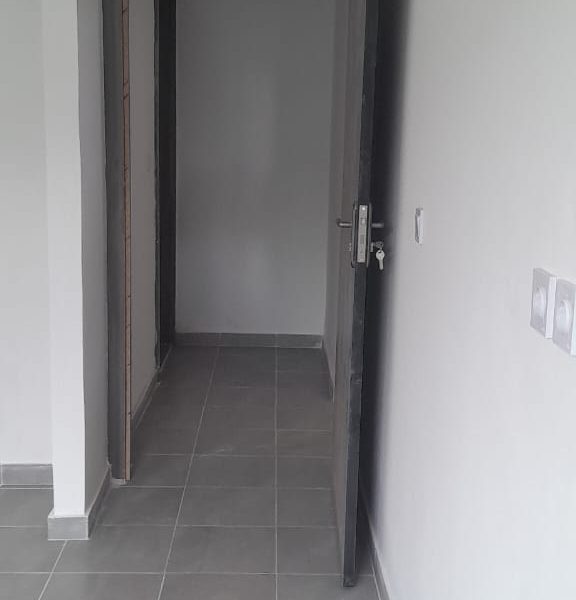 Arrenda se um m apartamento tipo 1 no bairro de laulane