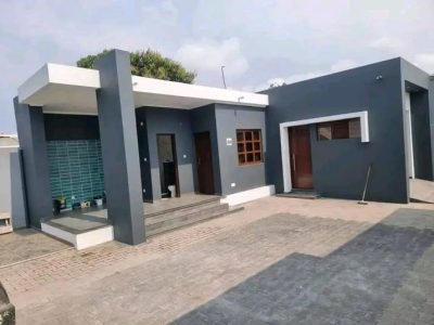 Vende-se tipo3 +anexo tipo1 placa Magoanine Cmc Rua 9 a um minuto da estrada