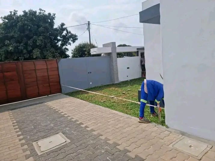 Vende-se tipo3 +anexo tipo1 placa Magoanine Cmc Rua 9 a um minuto da estrada