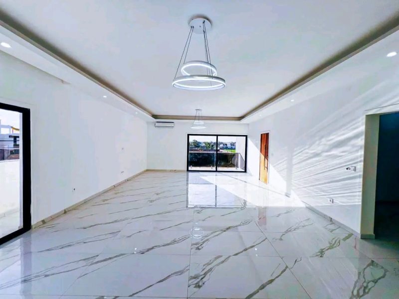 Vende-se apartamento tipo3 no bairro costa do sol