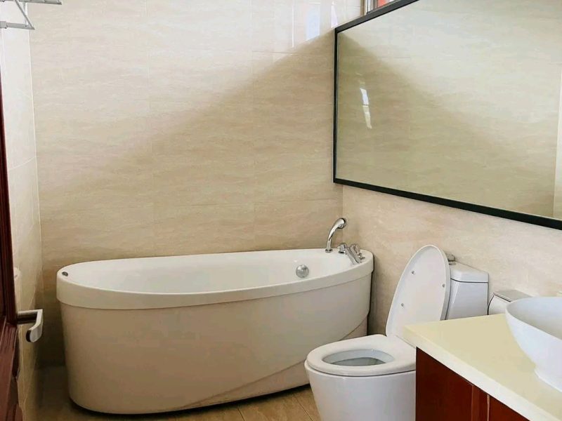 Arrenda-se tipo3 no bairro da costa do sol vila sol