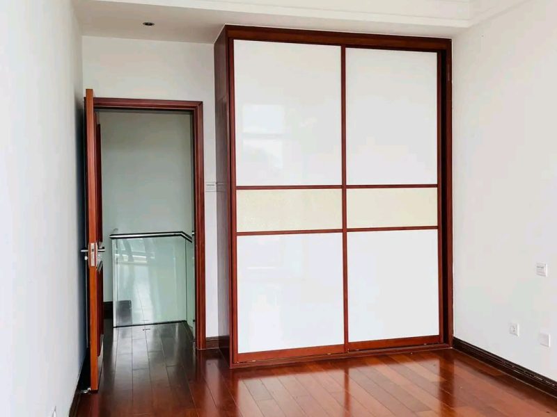 Arrenda-se tipo3 no bairro da costa do sol vila sol