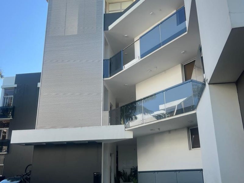 Arrenda-se T3 na Costa do sol (Rua da escola)