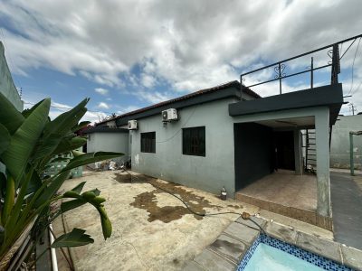 Arrenda se uma casa tipo 3 no bairro das mahotas