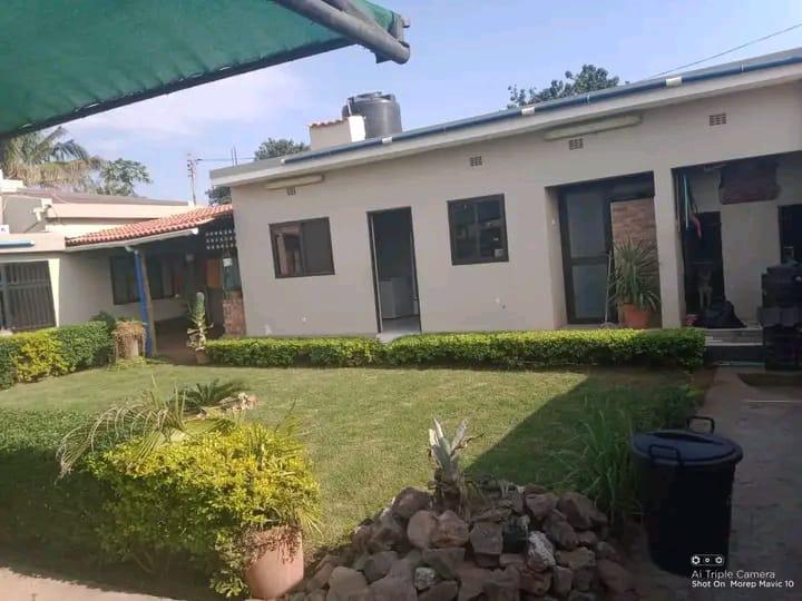 Vende-se vivenda tipo2 no bairro de mahotas muswaze (CMc)