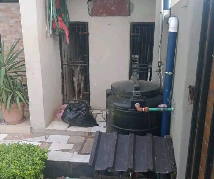 Vende-se vivenda tipo2 no bairro de mahotas muswaze (CMc)