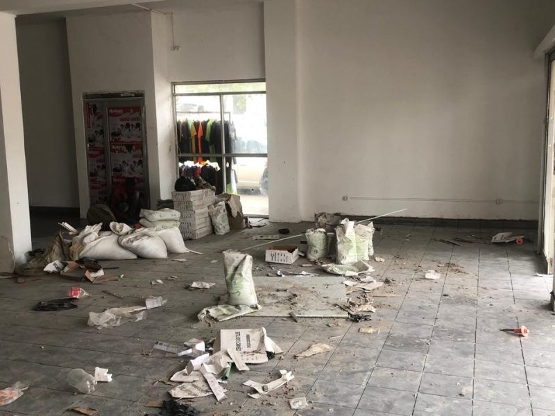 Arrenda-se loja com 113 m² na Vladimir Lanine próximo a Dona Berta