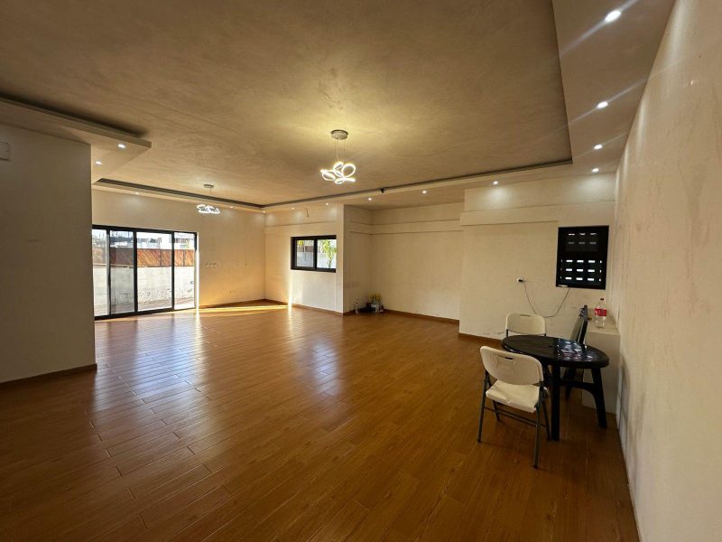 Vende-se tipo4 no bairro da costa do sol (Mapulene)