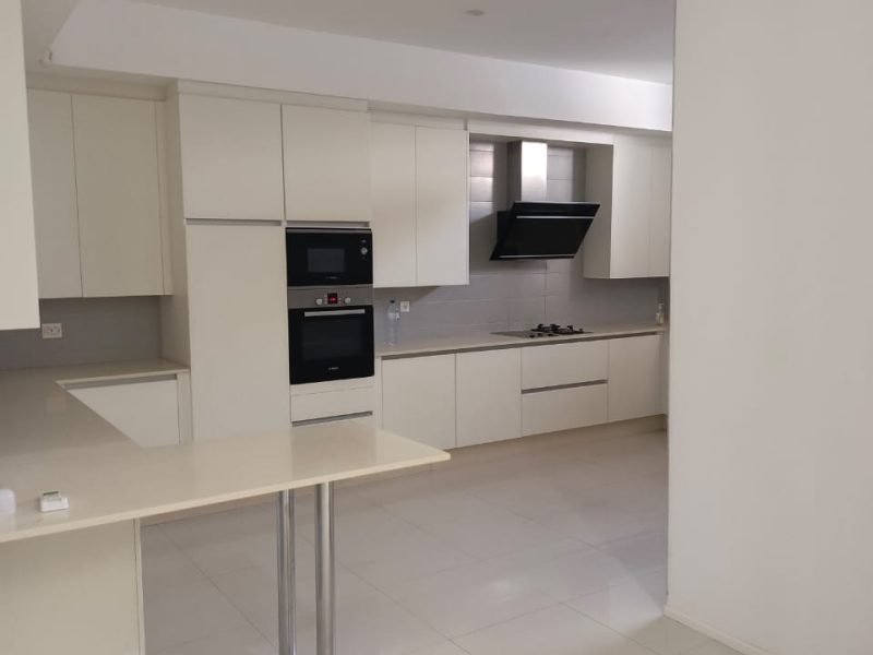 Vende-se no triunfo tipo4 no bairro da costa do sol