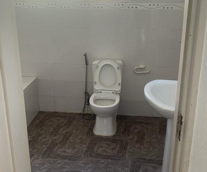 Vende-se Geminada T3 na Polana