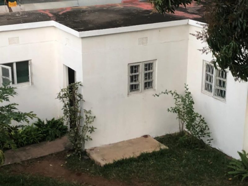 Vende-se Geminada T3 na Polana