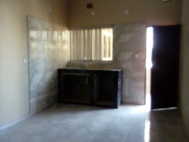 Arrenda se tipo 2 mas tipo 1 no bairro de laulane