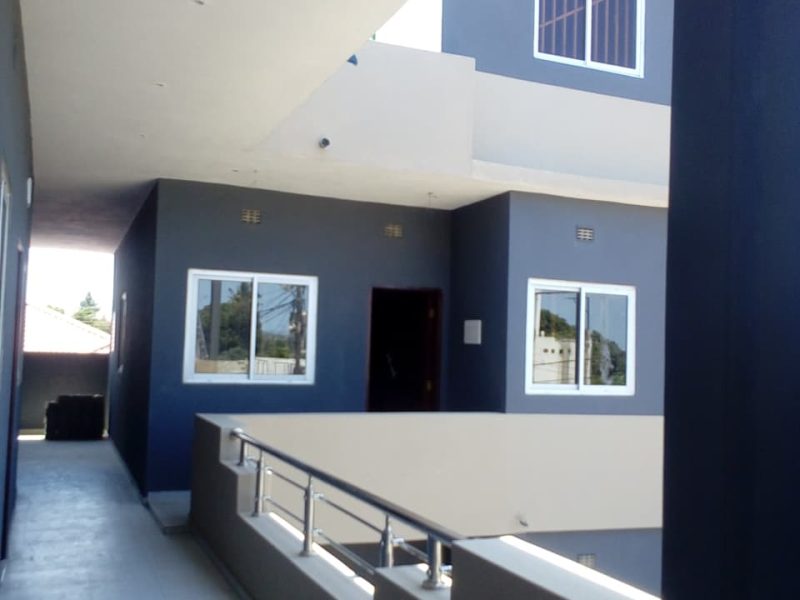 Arrenda se tipo 2 mas tipo 1 no bairro de laulane