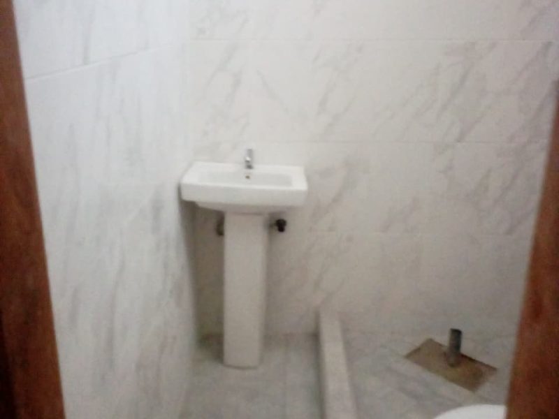 Arrenda se tipo 2 mas tipo 1 no bairro de laulane